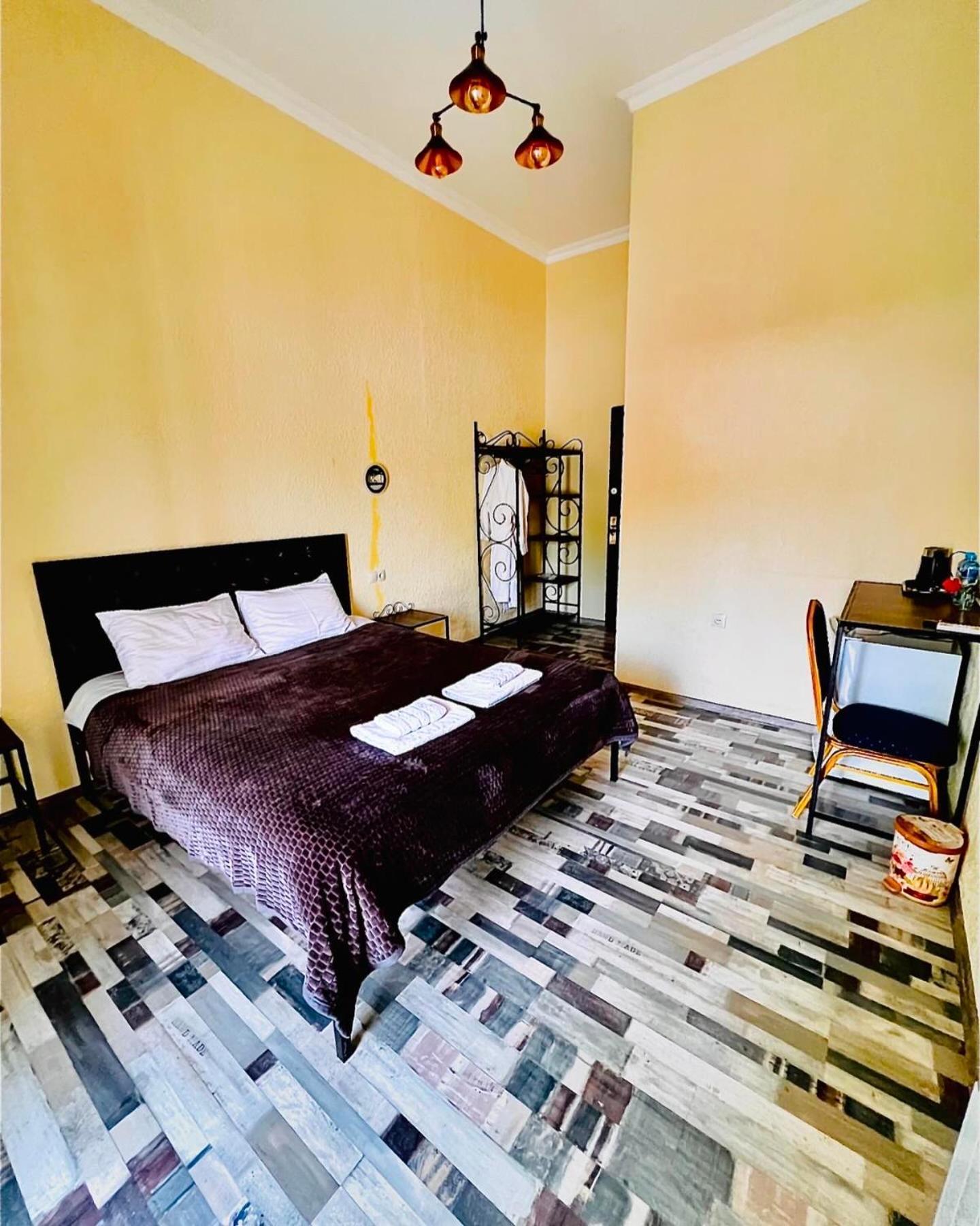 Green Flower Hotel Κουτάισι Εξωτερικό φωτογραφία