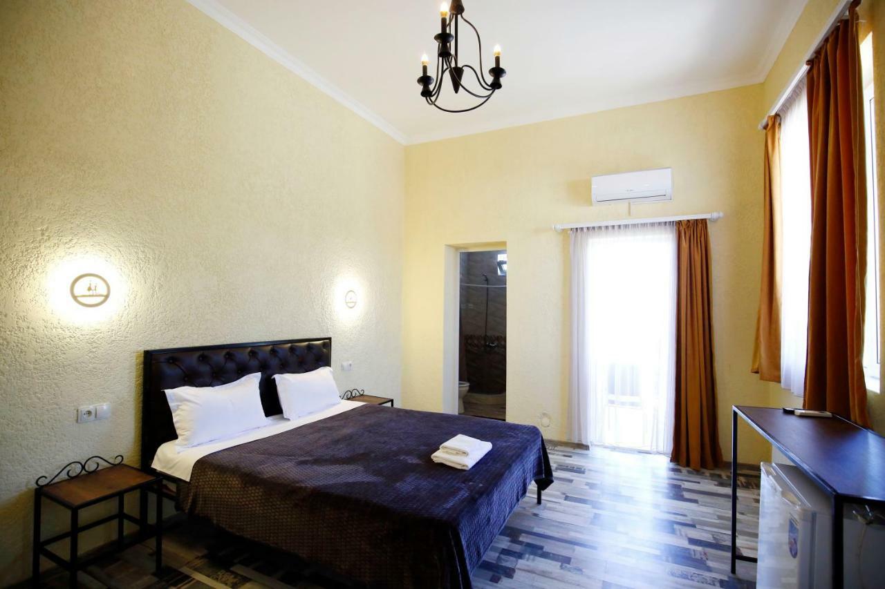 Green Flower Hotel Κουτάισι Εξωτερικό φωτογραφία